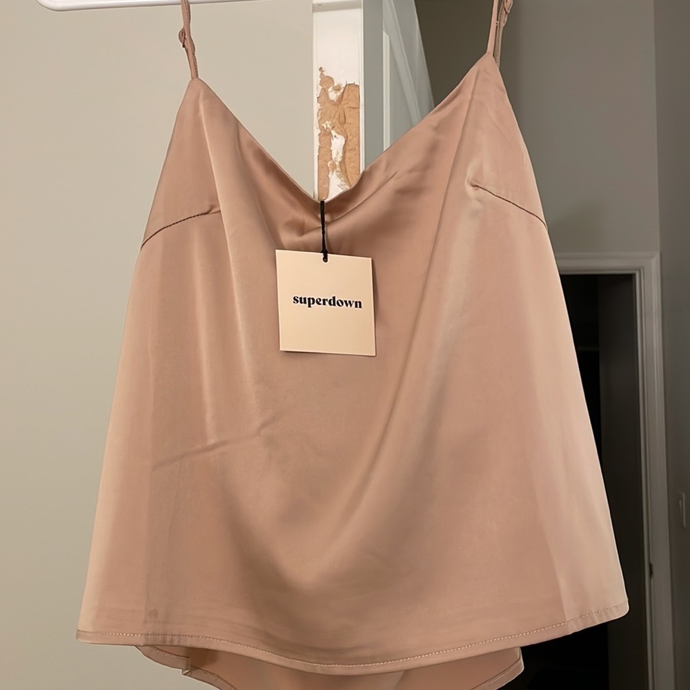 superdown Mischa Cowl Back Top - Picture 10 of 14